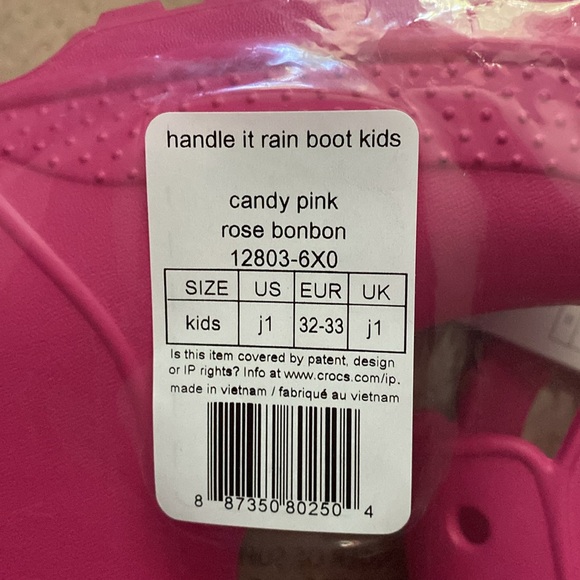 Crocs Handle It Rain Boots in candy pink - Picture 7 of 10
